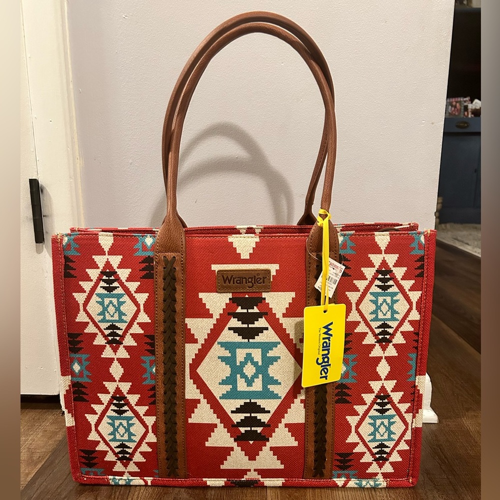 NWT Wrangler Burgundy Southwestern Pattern Wide Tote